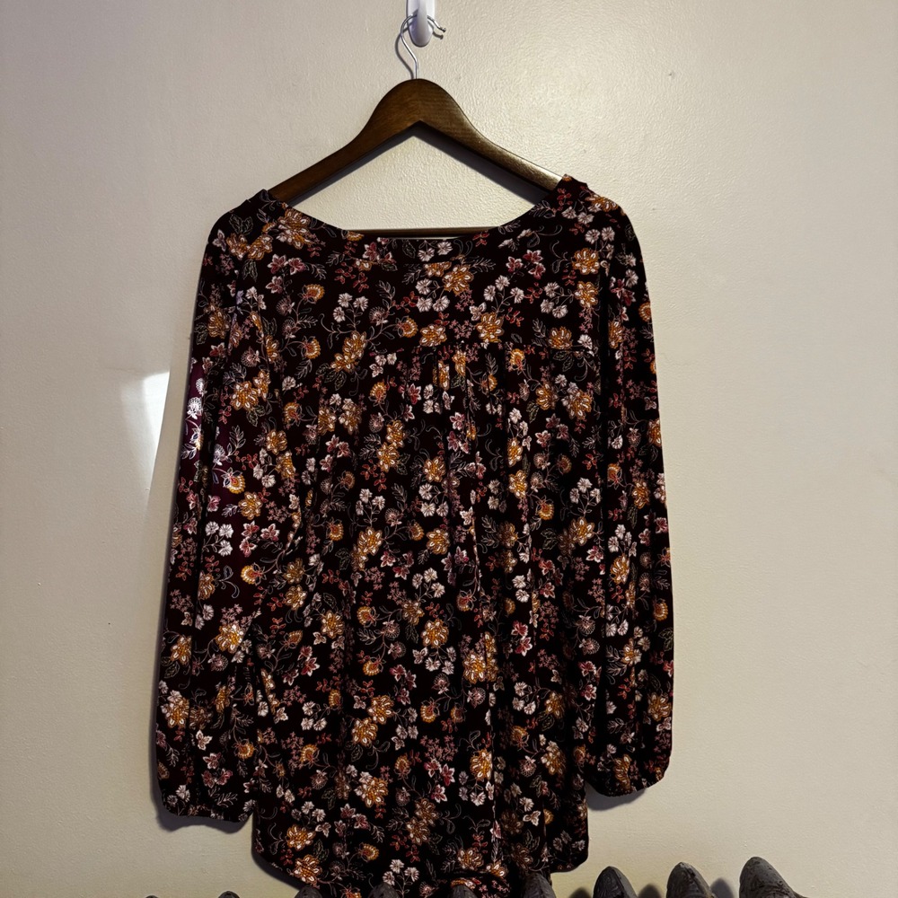 Vince Camuto Women's XXL Floral Print V Neck Long Sleeve Top Blouse